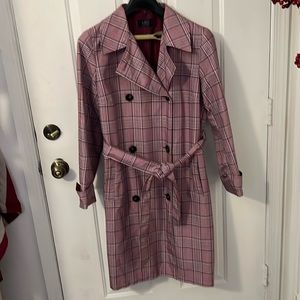 Like New Marks and Spencer Women’s plaid Belted Trench coat US Size 14